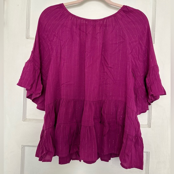 C Est. 1946 Woman’s Purple Flared Mid Sleeve Blouse With Gold Streaks - Picture 2 of 7